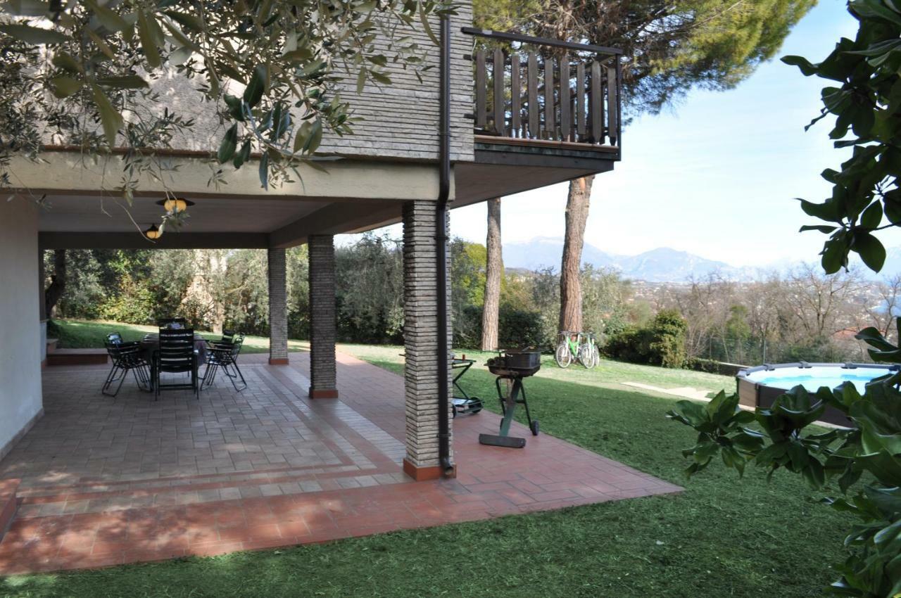 Villa Mira - Pool - View - Aircon Lonato Luaran gambar